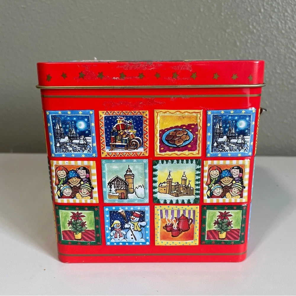 Christmas Tin Music Box